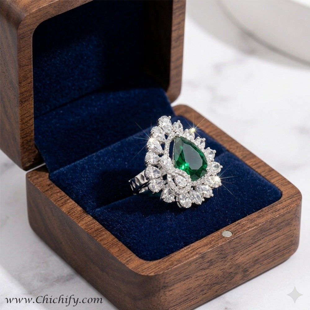 Premium Emerald Crystal Adjustable Ring