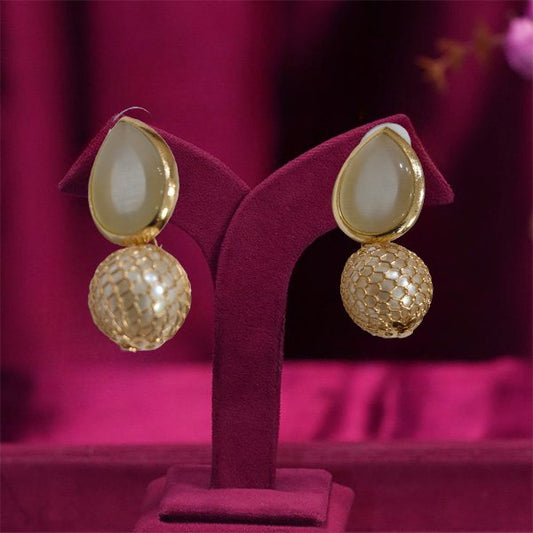 Golden Pearl Mesh Korean Earrings