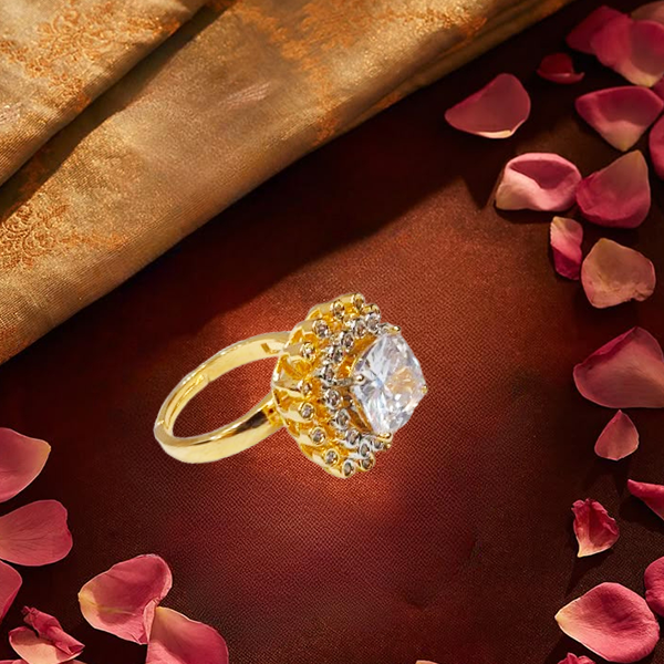 Chichify Cluster Cocktail Golden AD Adjustable ring