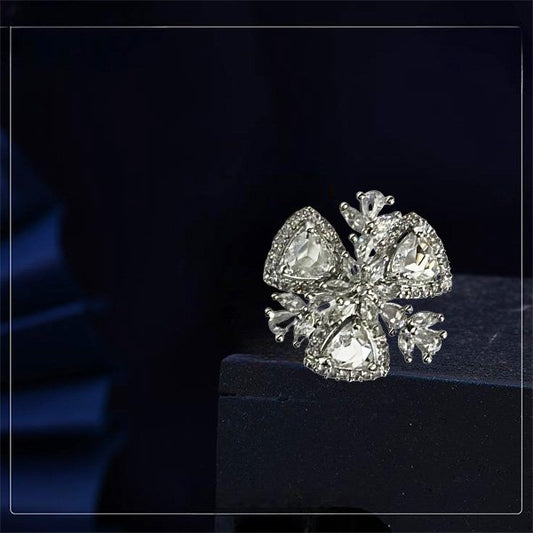 Chichify AD White Cubic Zirconia Adjustable Ring