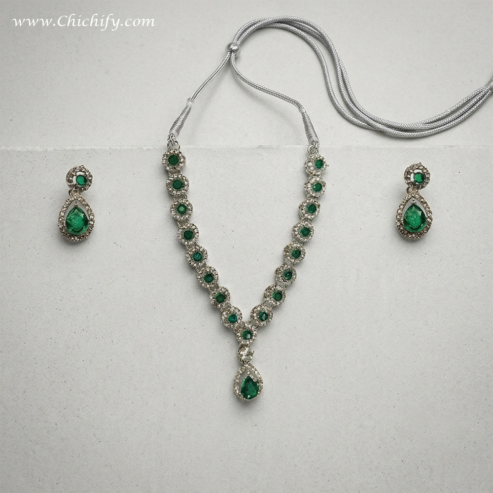Chichify Green Stone Necklace Set for Women