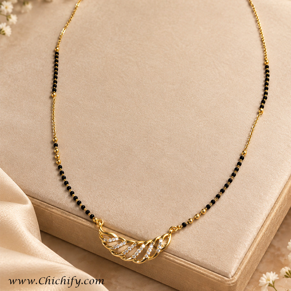 Elegant Curved Leaf Design Mangalsutra