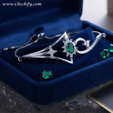 Silver AD Bracelet with Bold Green Stone