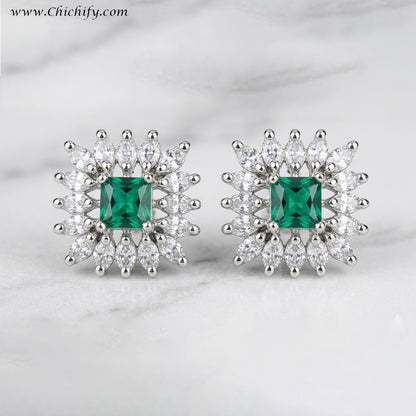 Chichify Emerald Bloom Luxe Stud Earrings