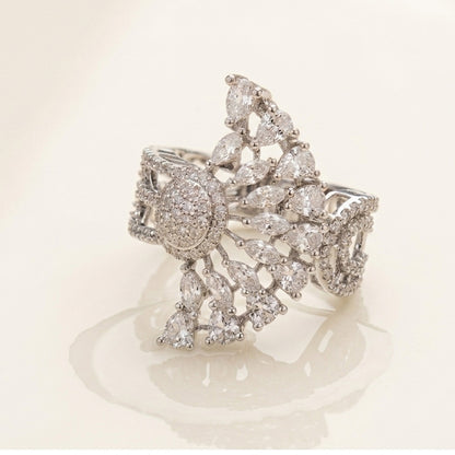 Golden Royal Bloom Cocktail Ring – Luxurious Adjustable Statement Ring for Women