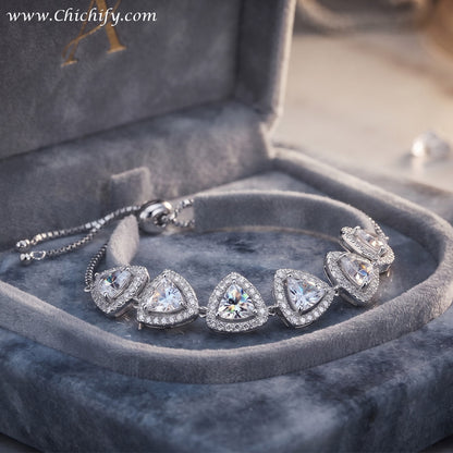 Elegant Heart-Shaped American Diamond (AD) Bracelet