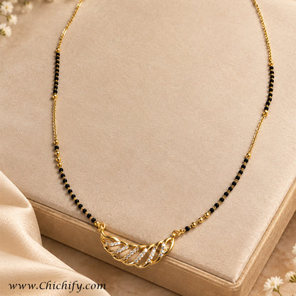 Elegant Curved Leaf Design Mangalsutra