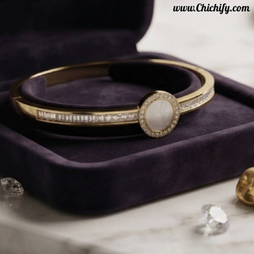 Luna Pearl Halo Gold-Plated Bracelet